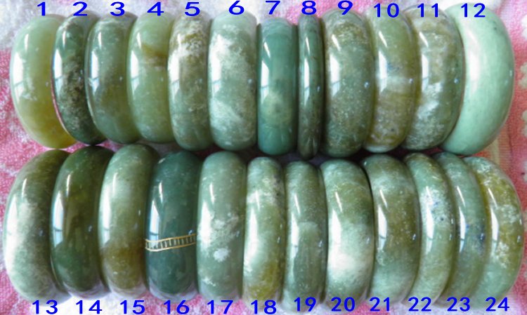 413组和田玉手镯颜色宽度对比图