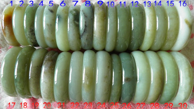 413组和田玉手镯颜色宽度对比图