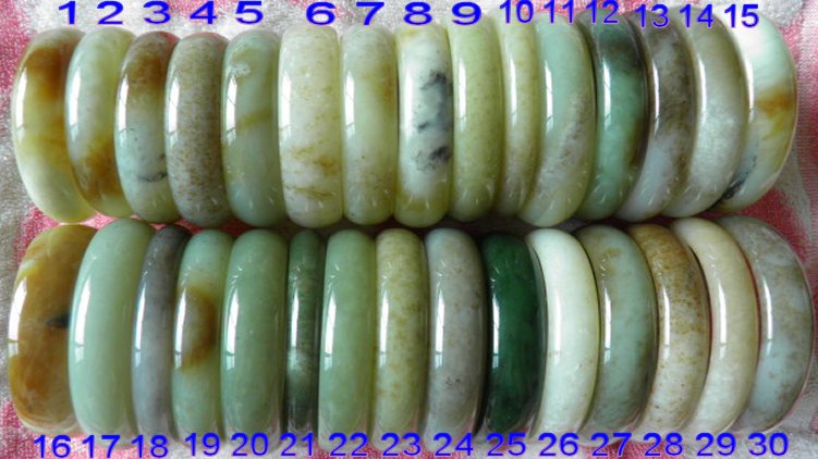 413组和田玉手镯颜色宽度对比图