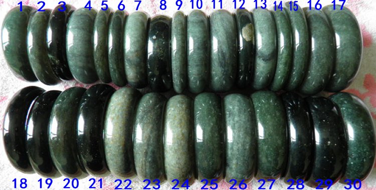 413组和田玉手镯颜色宽度对比图